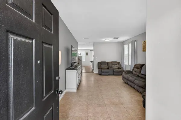 10052 Wexted WAY, Elk Grove, CA 95757