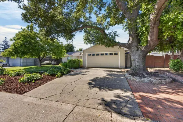 4549 Lippi Pkwy, Sacramento, CA 95823