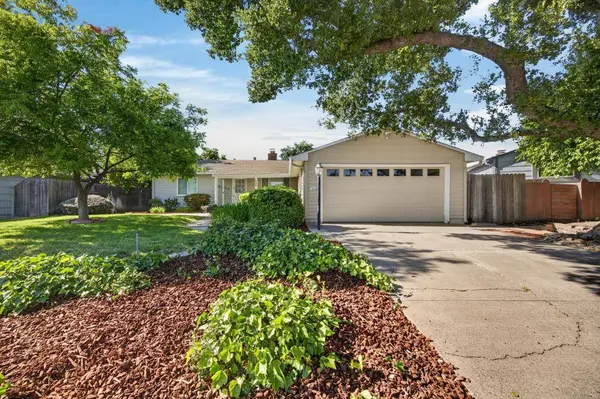 4549 Lippi Pkwy, Sacramento, CA 95823