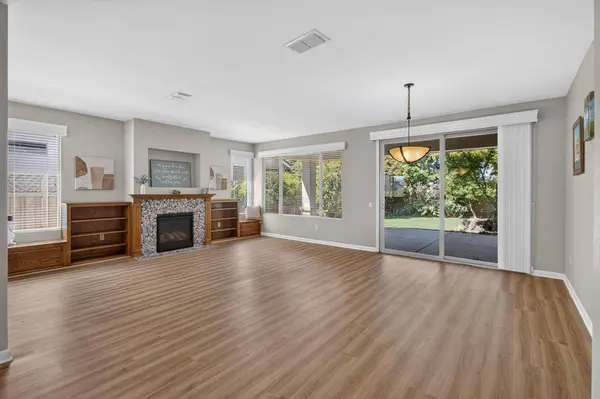 994 Gold Nugget CIR, Lincoln, CA 95648