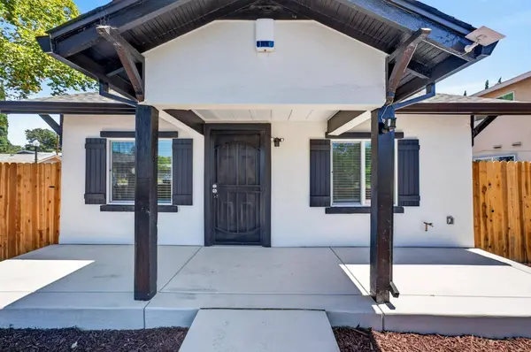 2296 Grove AVE, Sacramento, CA 95815