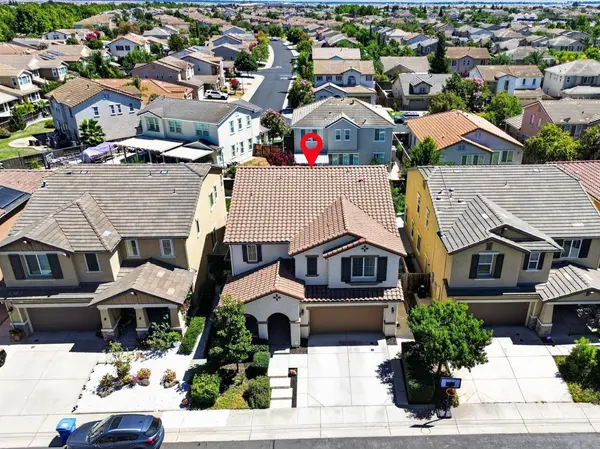 8160 Genex WAY, Elk Grove, CA 95757