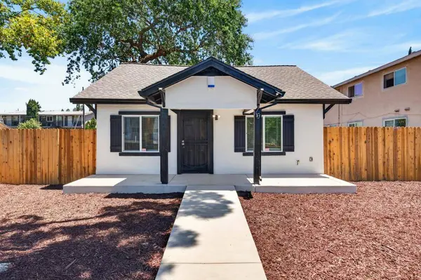 2296 Grove AVE, Sacramento, CA 95815