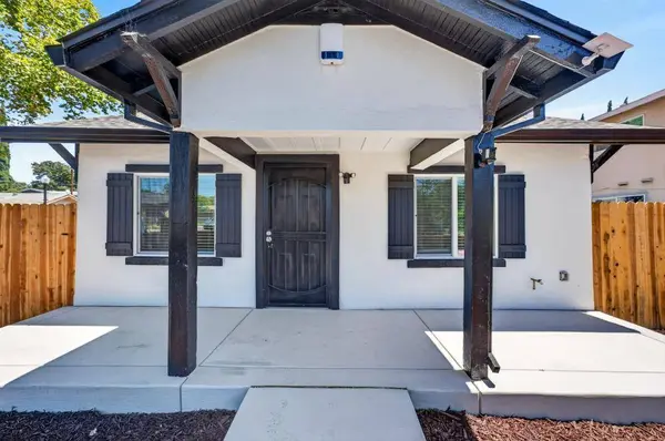 2296 Grove AVE, Sacramento, CA 95815