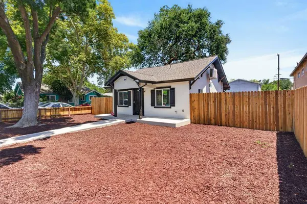 2296 Grove AVE, Sacramento, CA 95815