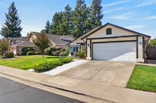 9144 Old Creek DR, Elk Grove, CA 95758
