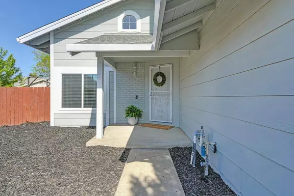 5861 Stubblefield WAY, Sacramento, CA 95823