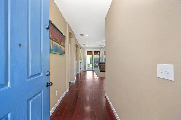 9226 Lucchesi DR, Sacramento, CA 95829