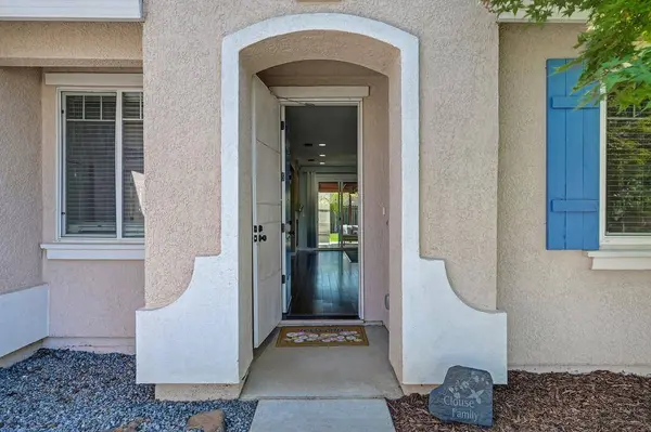 9226 Lucchesi DR, Sacramento, CA 95829
