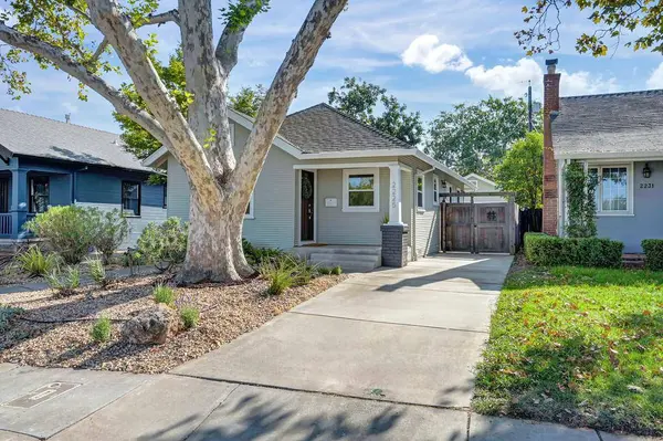 2225 36th ST, Sacramento, CA 95817