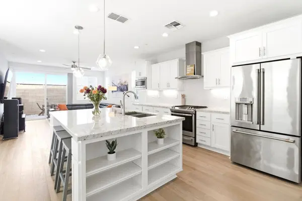 1060 Sagittaria CIR, Rocklin, CA 95765
