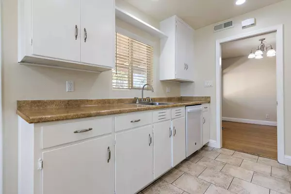 7530 Circle Pkwy, Sacramento, CA 95823