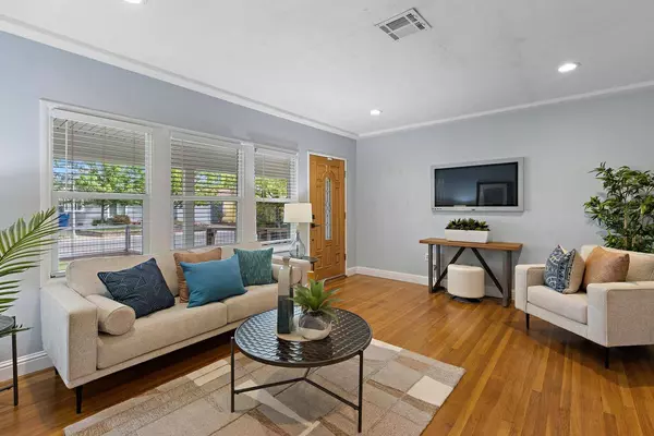 2144 Stacia WAY, Sacramento, CA 95822