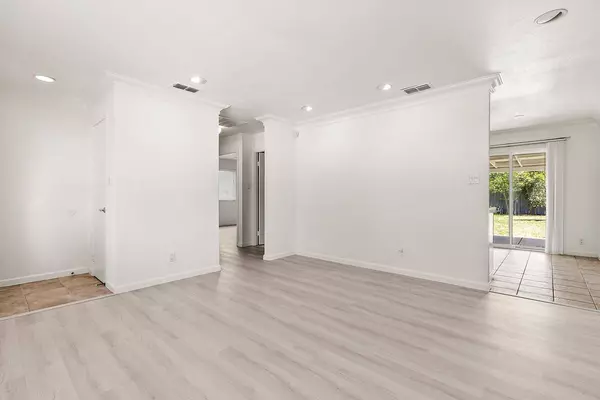 4116 Cortright WAY, North Highlands, CA 95660