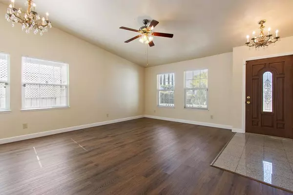 4541 Fox Valley CIR, North Highlands, CA 95660