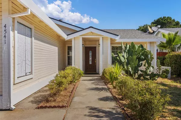 4541 Fox Valley CIR, North Highlands, CA 95660