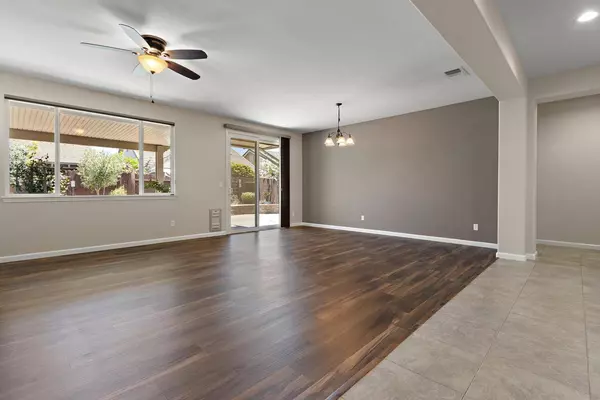 9931 Sheffield WAY, Elk Grove, CA 95757