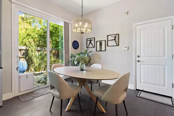 8081 Linda Isle LN, Sacramento, CA 95831