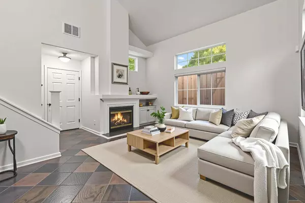 20 Paisan CT, Sacramento, CA 95831