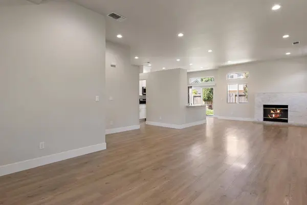 8777 Inisheer WAY, Sacramento, CA 95828