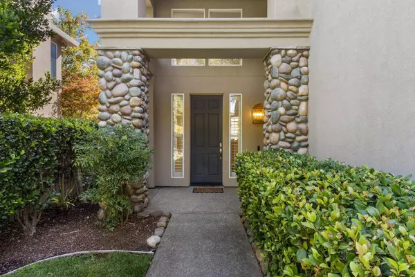 977 Coleman Ranch WAY, Sacramento, CA 95831