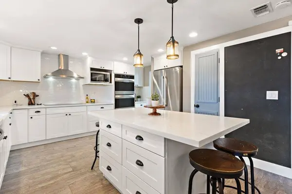 259 Brewster AVE, Sacramento, CA 95831
