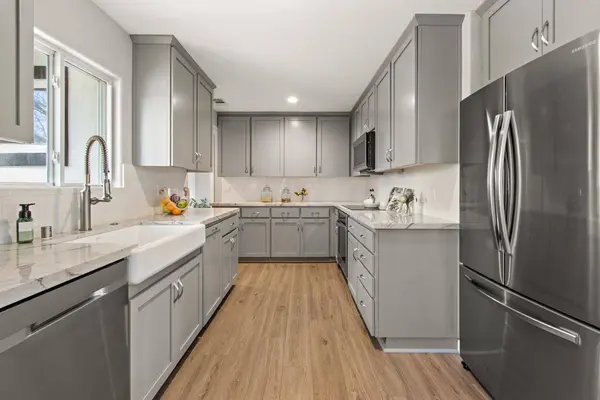 6407 Oakridge WAY, Sacramento, CA 95831