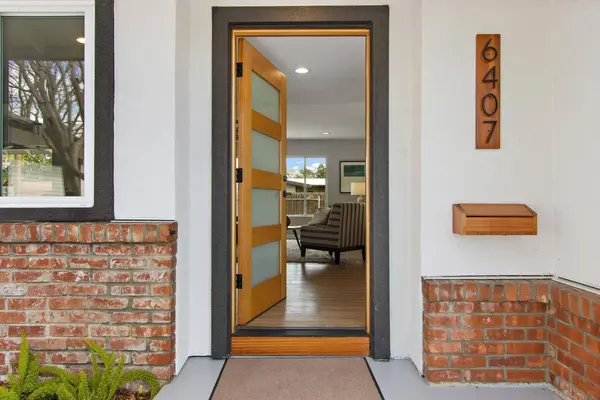 6407 Oakridge WAY, Sacramento, CA 95831