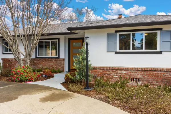 6407 Oakridge WAY, Sacramento, CA 95831