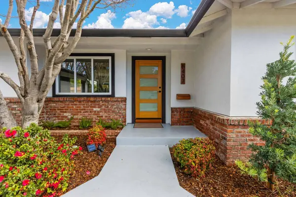 6407 Oakridge WAY, Sacramento, CA 95831