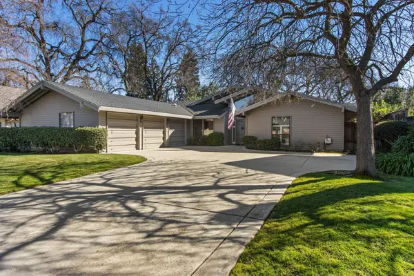 1184 Smoke River WAY, Sacramento, CA 95831