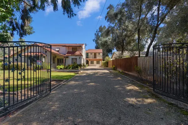 2940 Garfield AVE, Carmichael, CA 95608