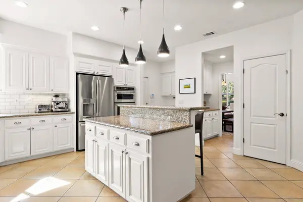 19 Waters Cove CT, Sacramento, CA 95831