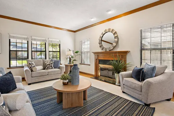 891 Shore Breeze DR, Sacramento, CA 95831