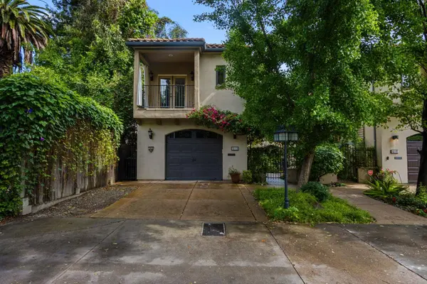 513 Uptown ALY, Sacramento, CA 95818