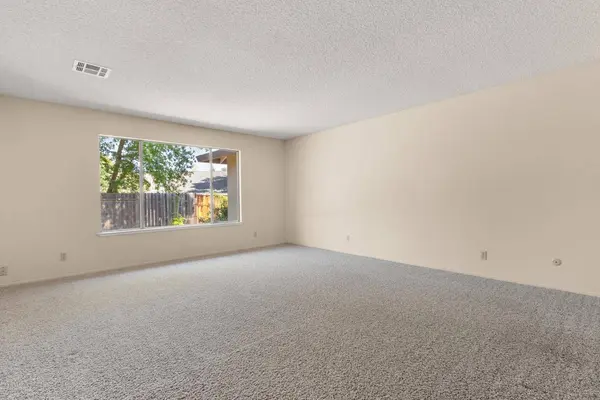 6655 Frates WAY, Sacramento, CA 95831
