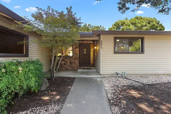 6655 Frates WAY, Sacramento, CA 95831