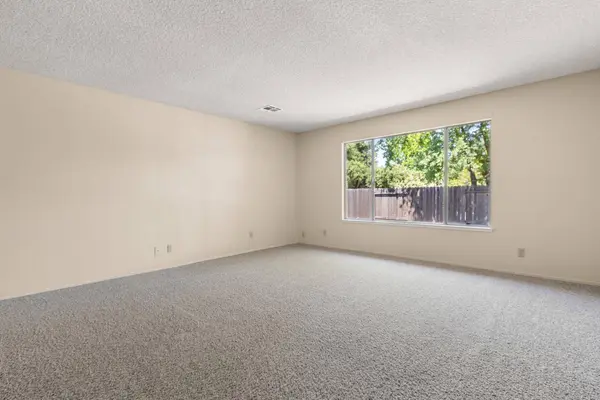 6655 Frates WAY, Sacramento, CA 95831