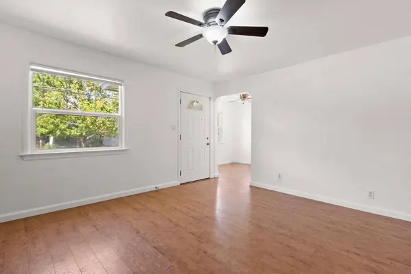 7020 18th AVE, Sacramento, CA 95820