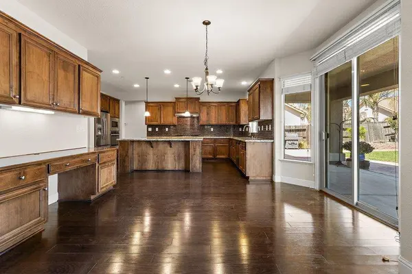 7801 Cordially WAY, Elk Grove, CA 95757