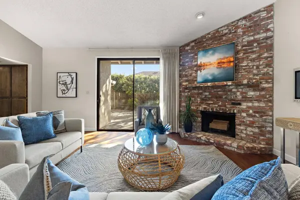 7015 Gloria DR, Sacramento, CA 95831
