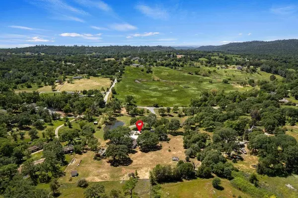 4712 Howe LN, Auburn, CA 95602