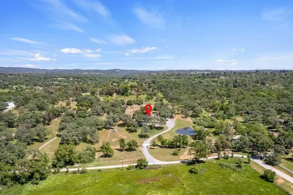 4712 Howe LN, Auburn, CA 95602