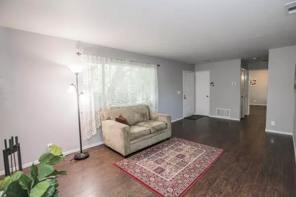 5802 Shadow Creek DR #1, Sacramento, CA 95841