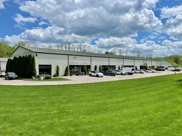 4 Sand Cut Rd #5, Brookfield, CT 06804-2643