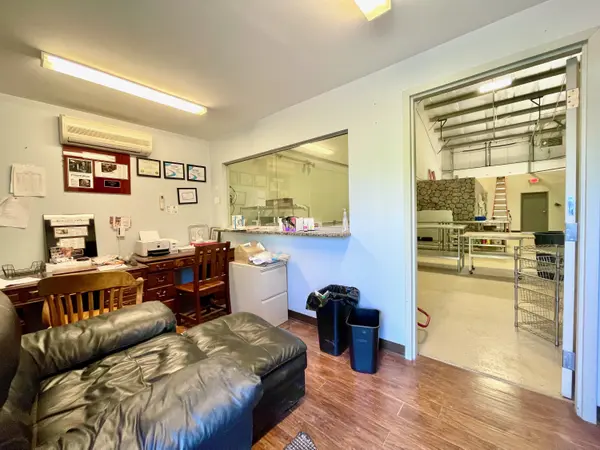 4 Sand Cut Rd #5, Brookfield, CT 06804-2643