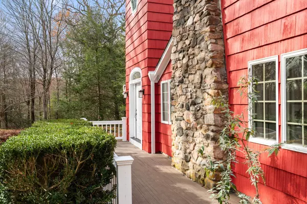 381 West Mountain Road, Ridgefield, CT 06877