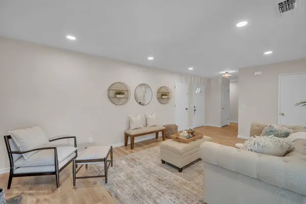 5816 Mount Evans CT, Sacramento, CA 95842