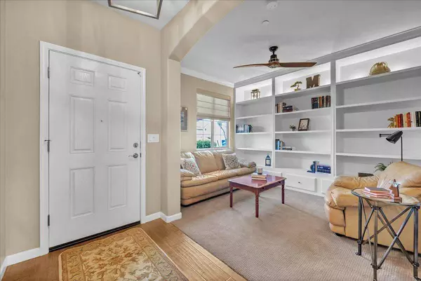 324 Alsace CT, Roseville, CA 95747