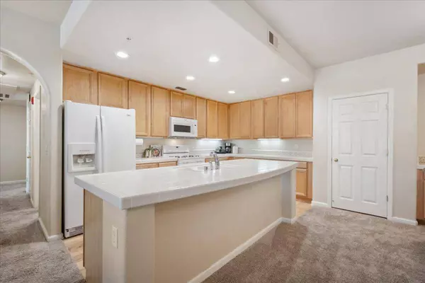 6571 Hearthstone CIR #1321, Rocklin, CA 95677